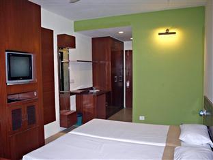 V2C Vintage Hotel Hyderabad Exterior foto